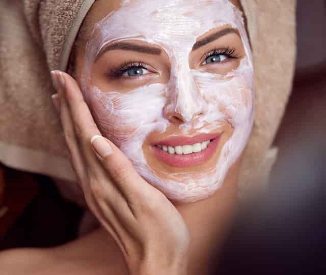 梦到和离婚前妻在水里走