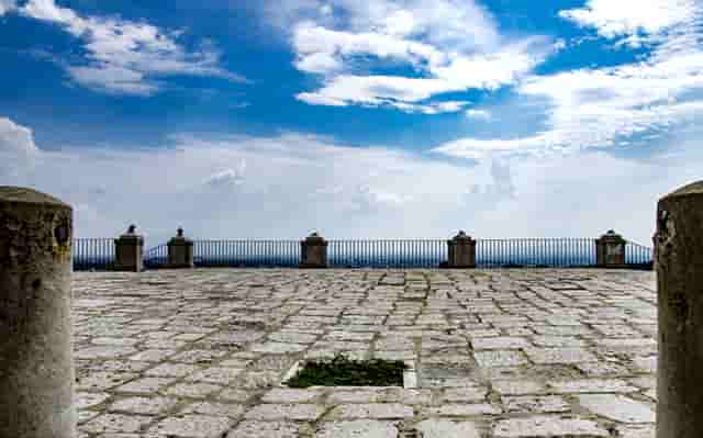 对于企业复杂多变的合同收款方式，哪些合同管理软件能够满足？